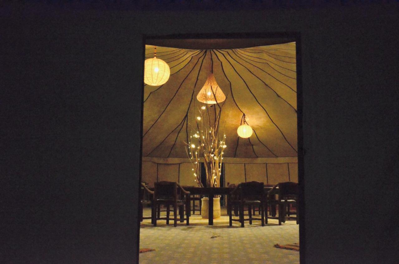 Отель Jardin Kotori Luxury Camp Мерзуга Экстерьер фото