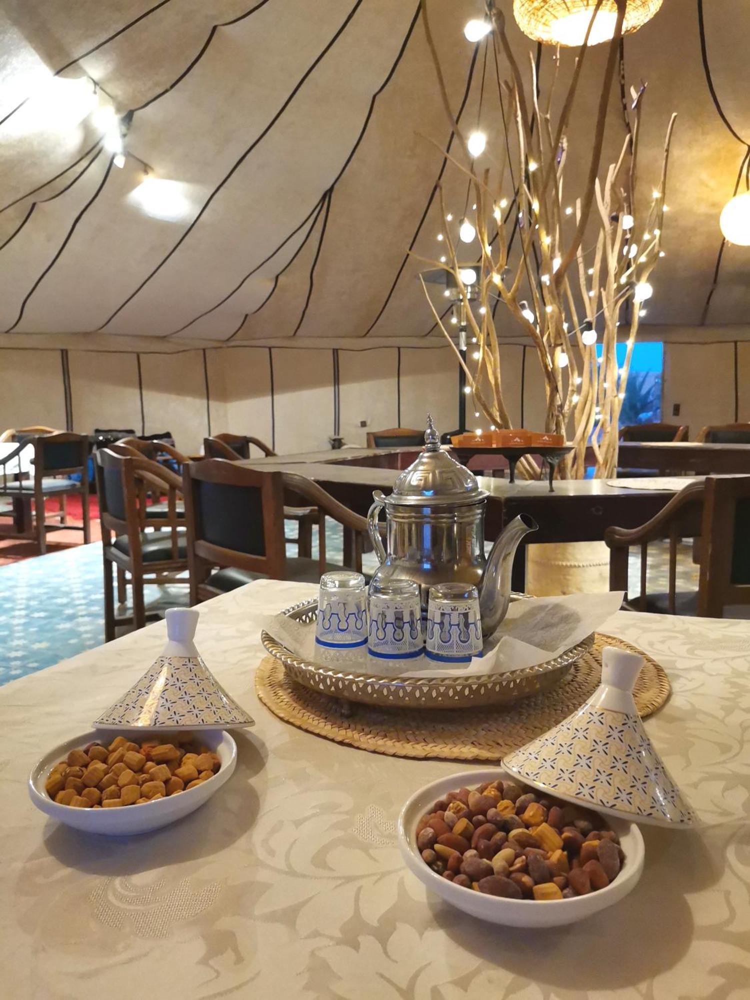 Отель Jardin Kotori Luxury Camp Мерзуга Экстерьер фото