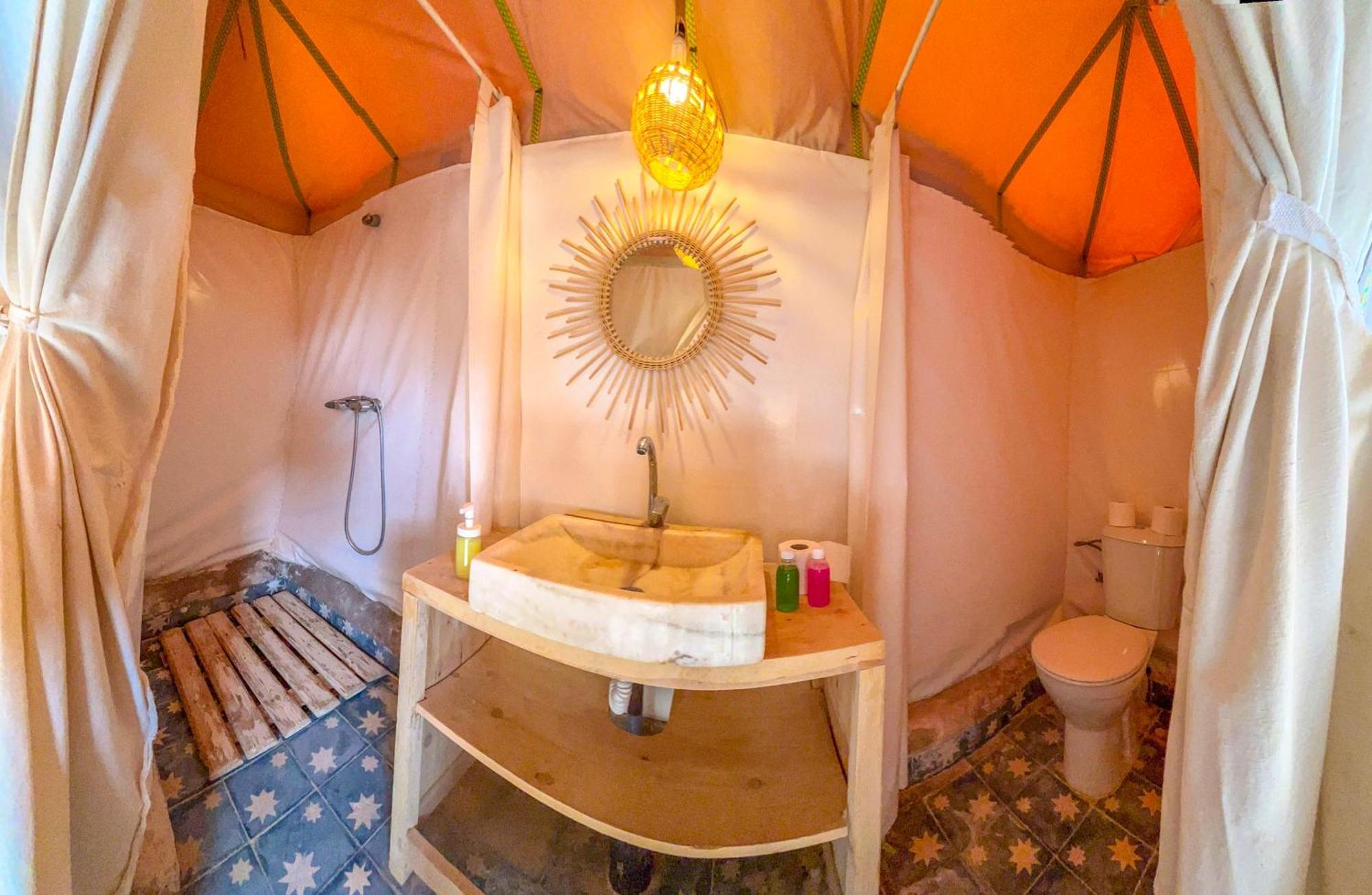 Отель Jardin Kotori Luxury Camp Мерзуга Экстерьер фото
